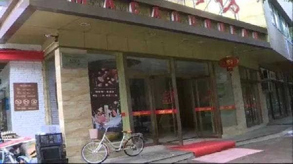 男子吃240万霸王餐，不给钱反而殴打服务员