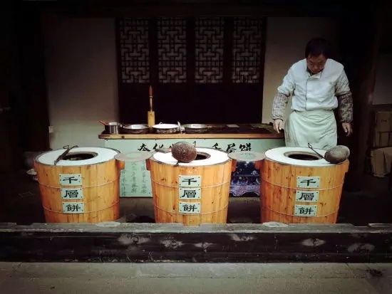 对餐饮一窍不通的他竟把餐馆做出了名气！|餐饮界